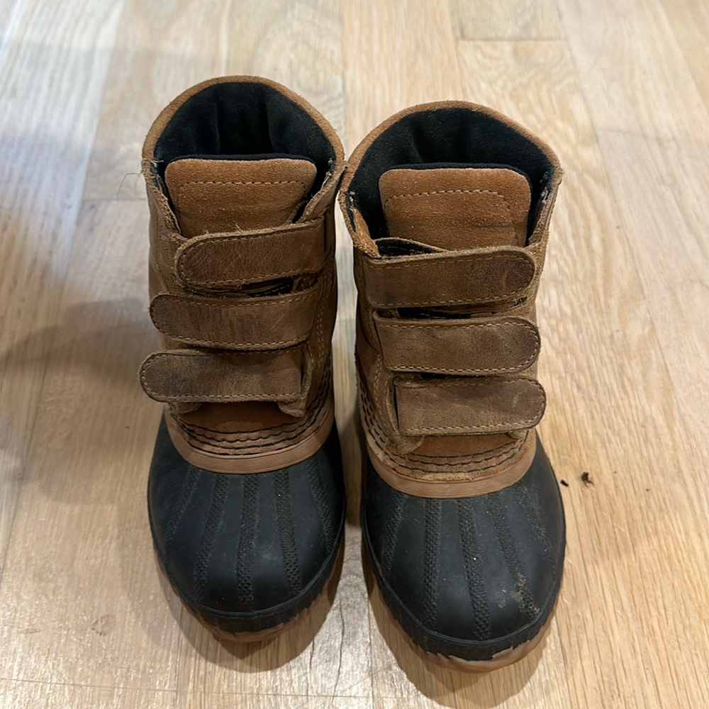 GUC sorel boots size 11